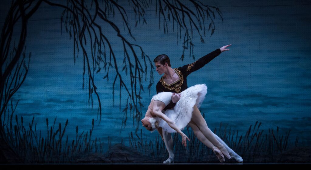 Het Zwanenmeer | World Forum Theater
