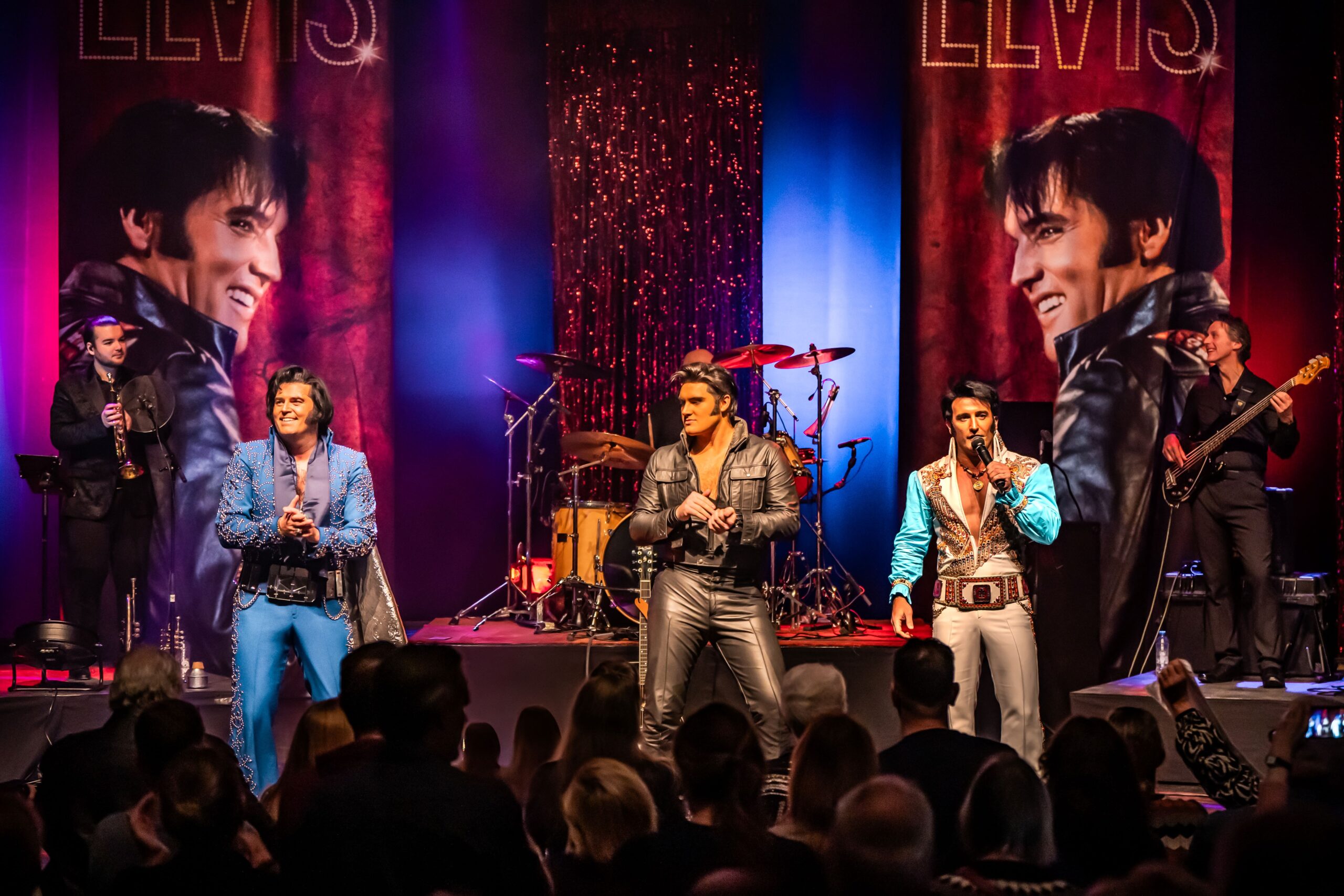 Elvis 02 - World Forum Theater
